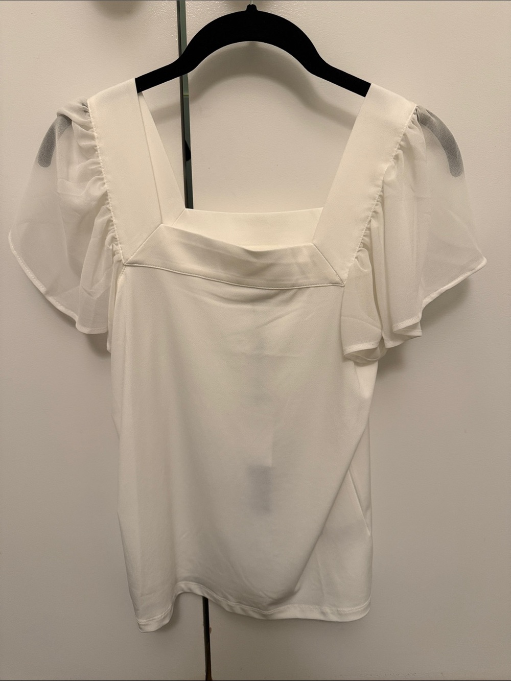 Catherine Malandrino Cream Square-Neck Flutter-Sleeve Blouse